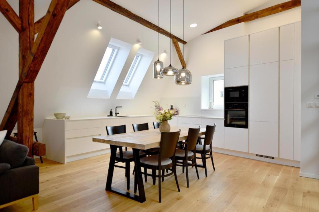 Apartman 1901 Trencin Bagian luar foto